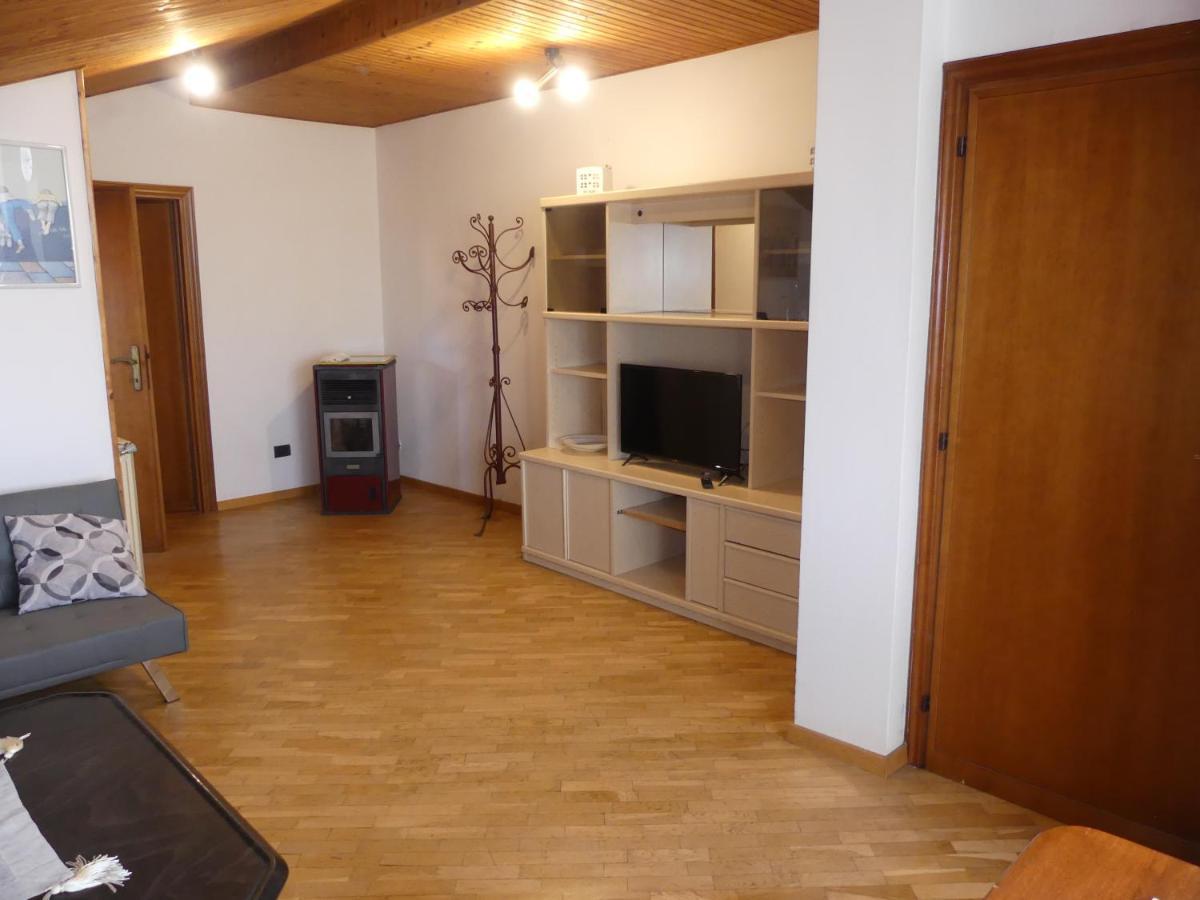 Amadeus Pinolo Apartment Gubbio Exterior foto